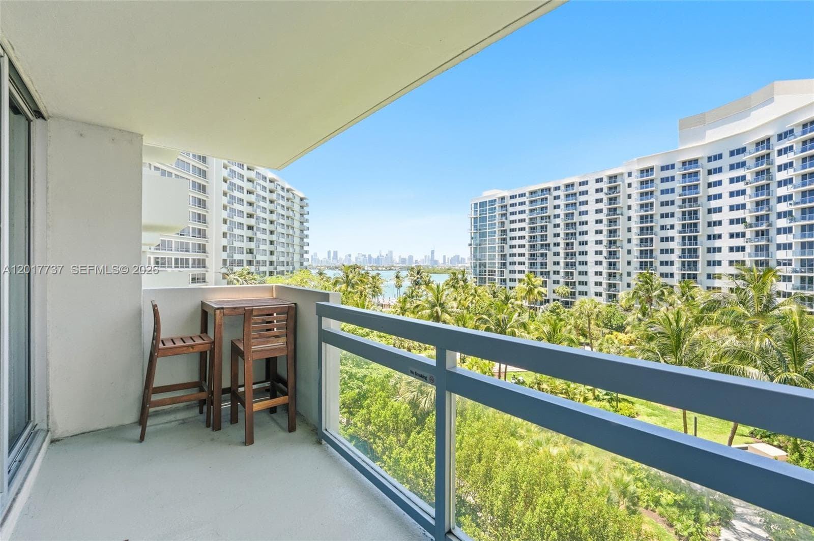 A12017737 — Miami Beach