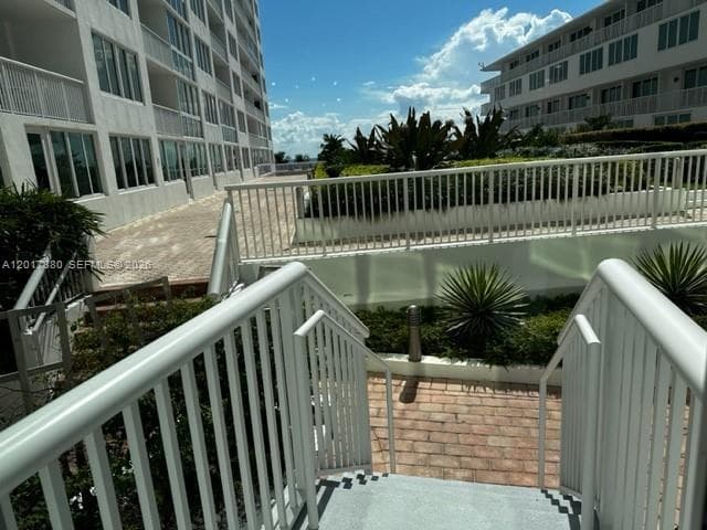 A12017880 — Miami Beach — 57