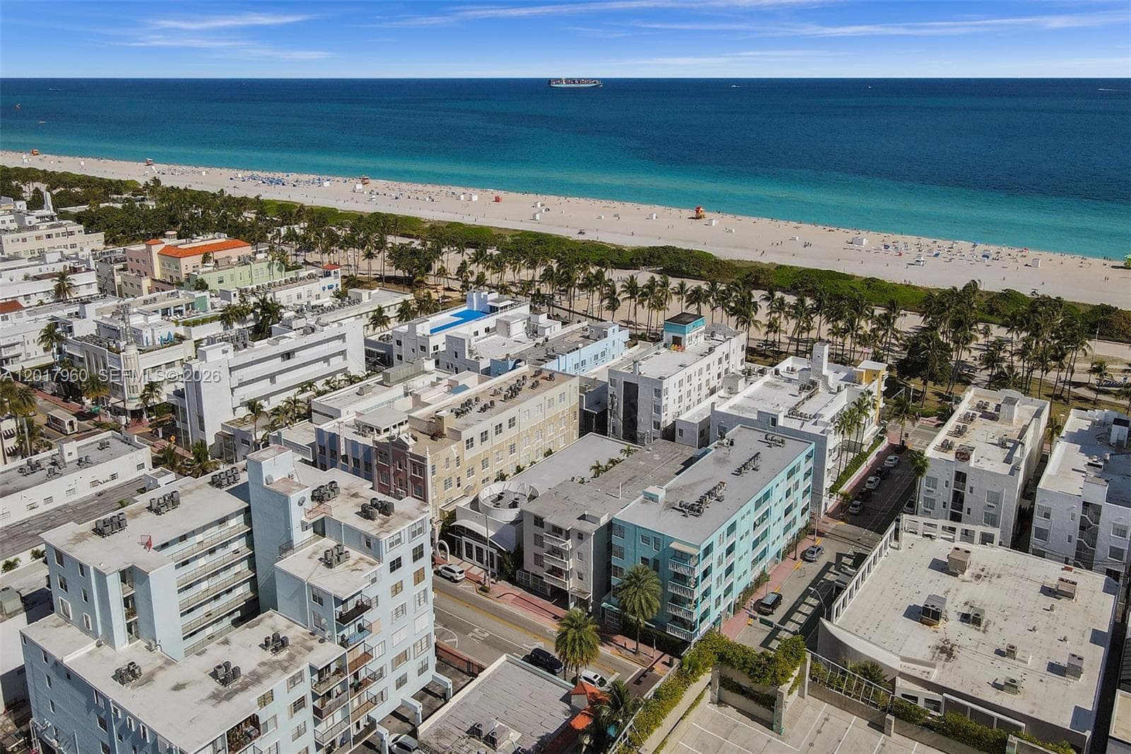 A12017960 — Miami Beach — 2
