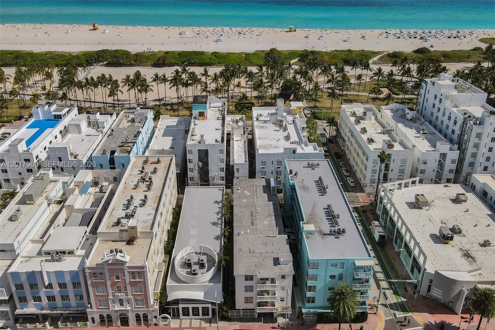 A12017960 — Miami Beach — 42