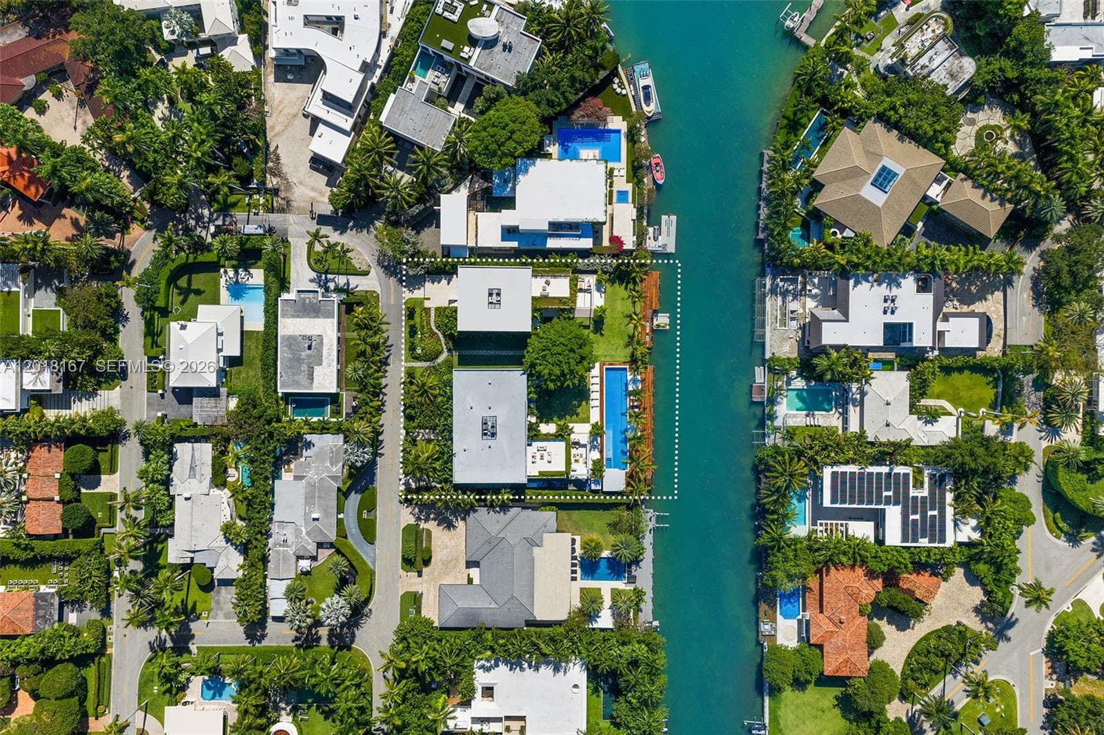 A12018167 — Miami Beach — 7