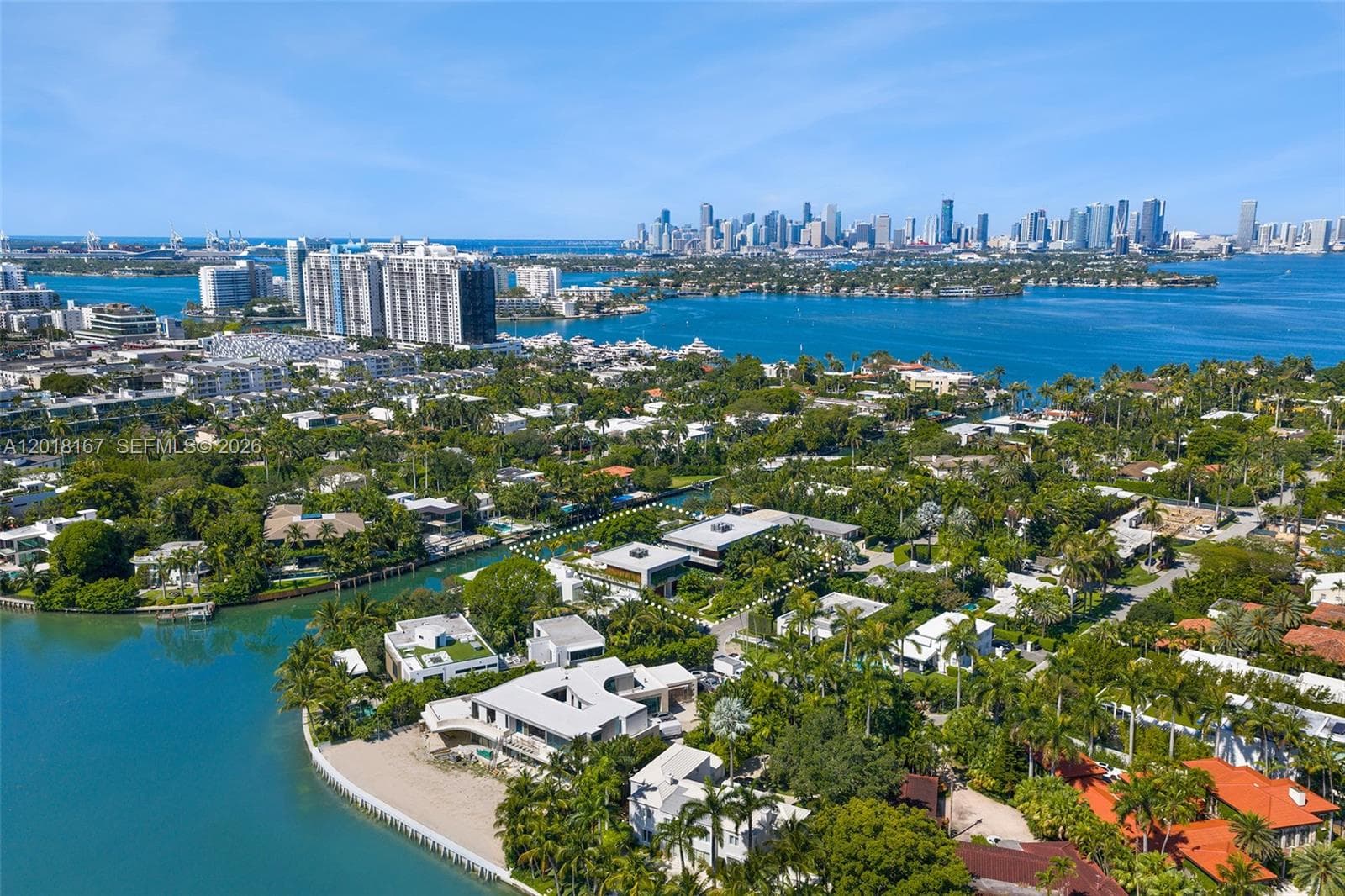 A12018167 — Miami Beach — 86
