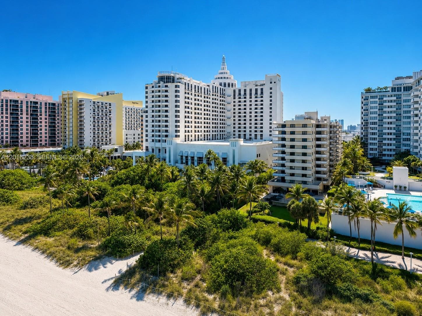 A12018238 — Miami Beach — 7