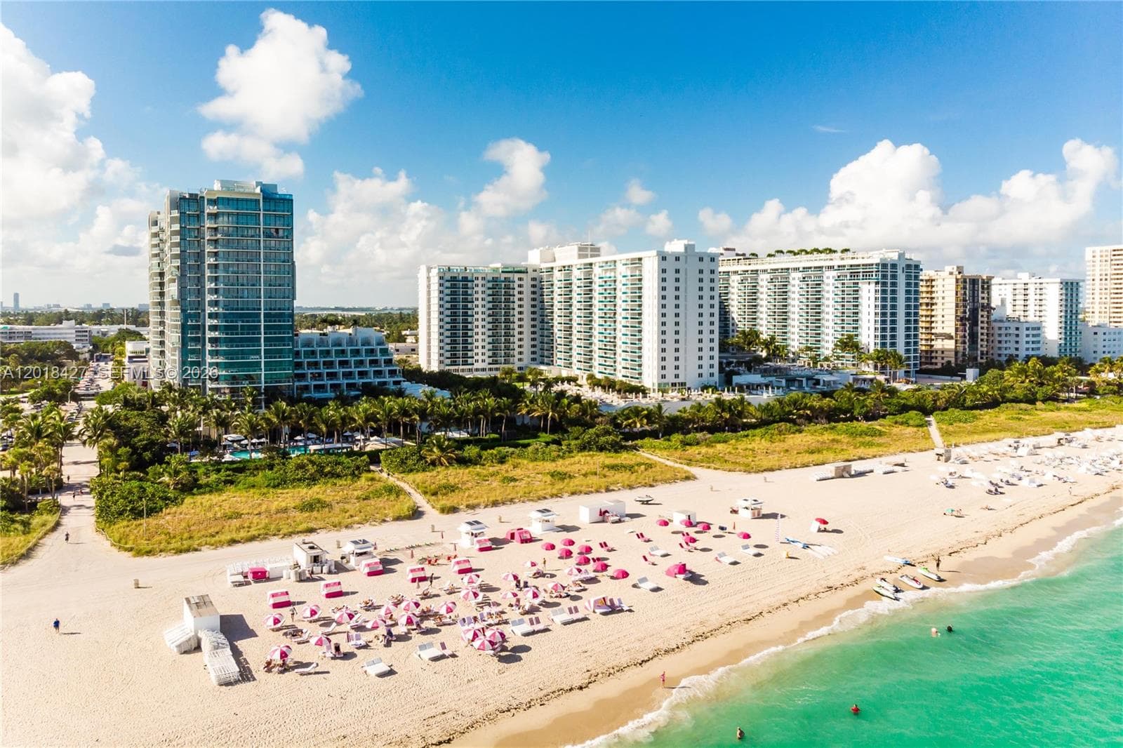 A12018427 — Miami Beach — 24