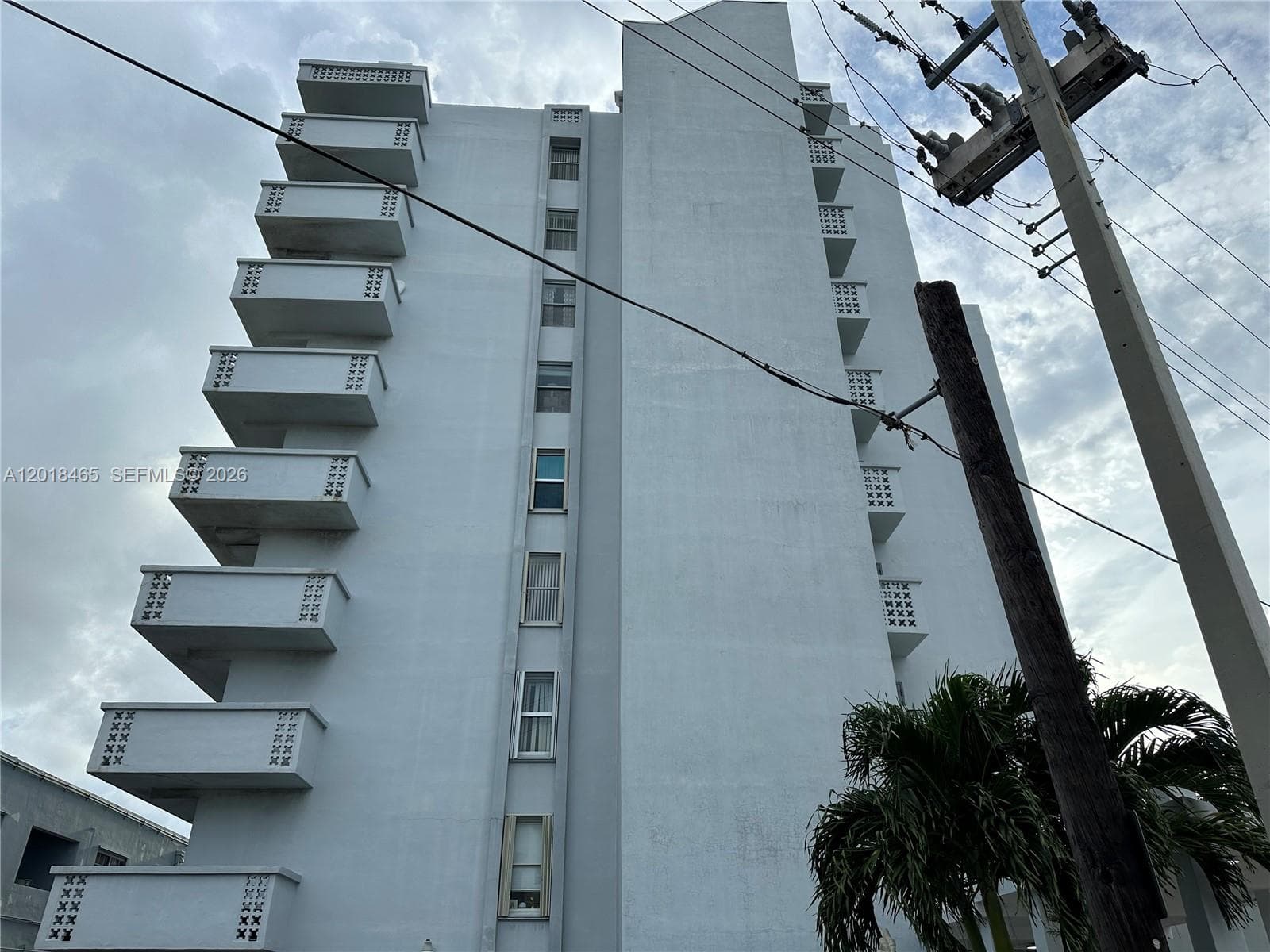 A12018465 — Miami Beach — 13