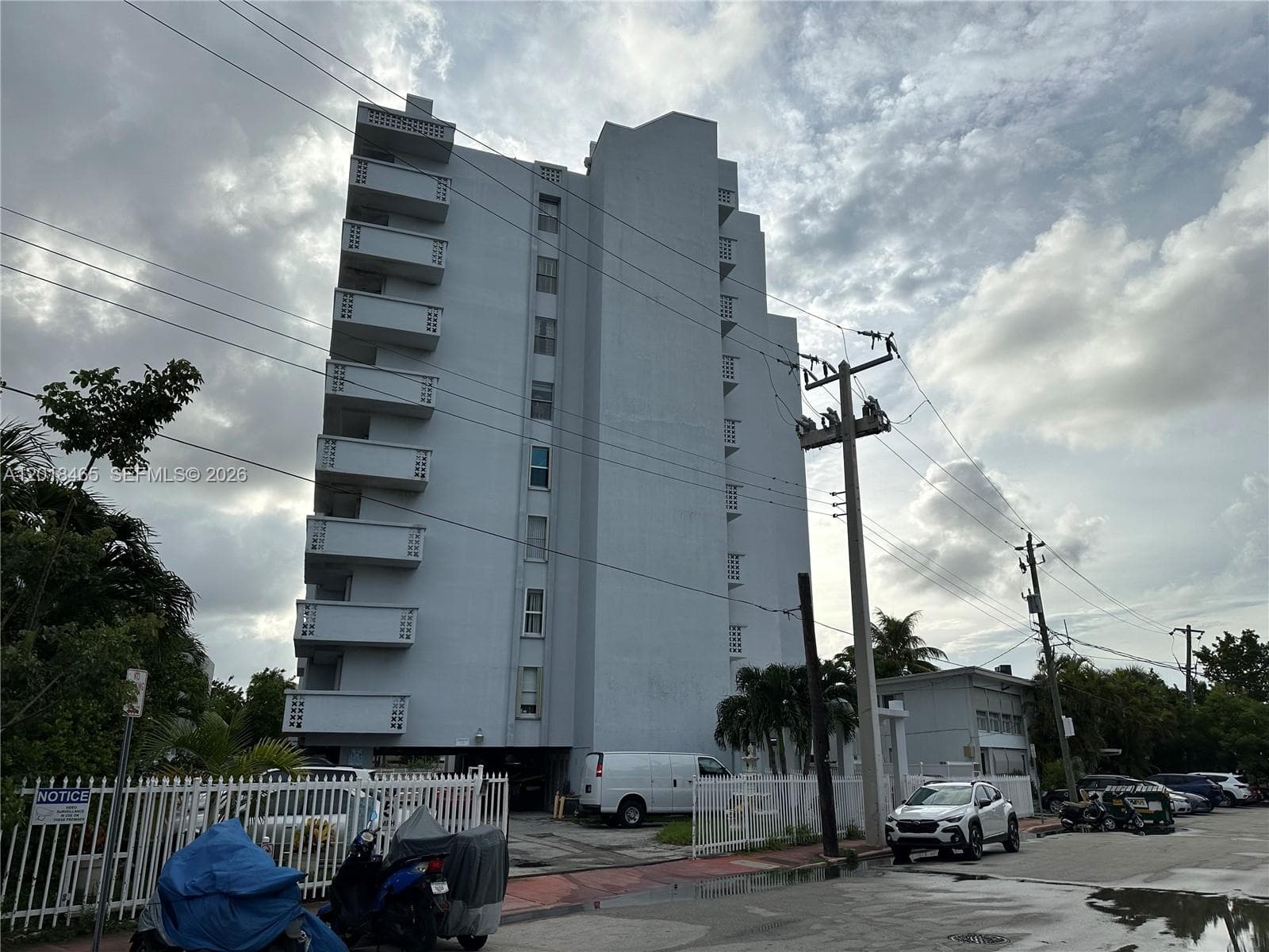 A12018465 — Miami Beach — 15