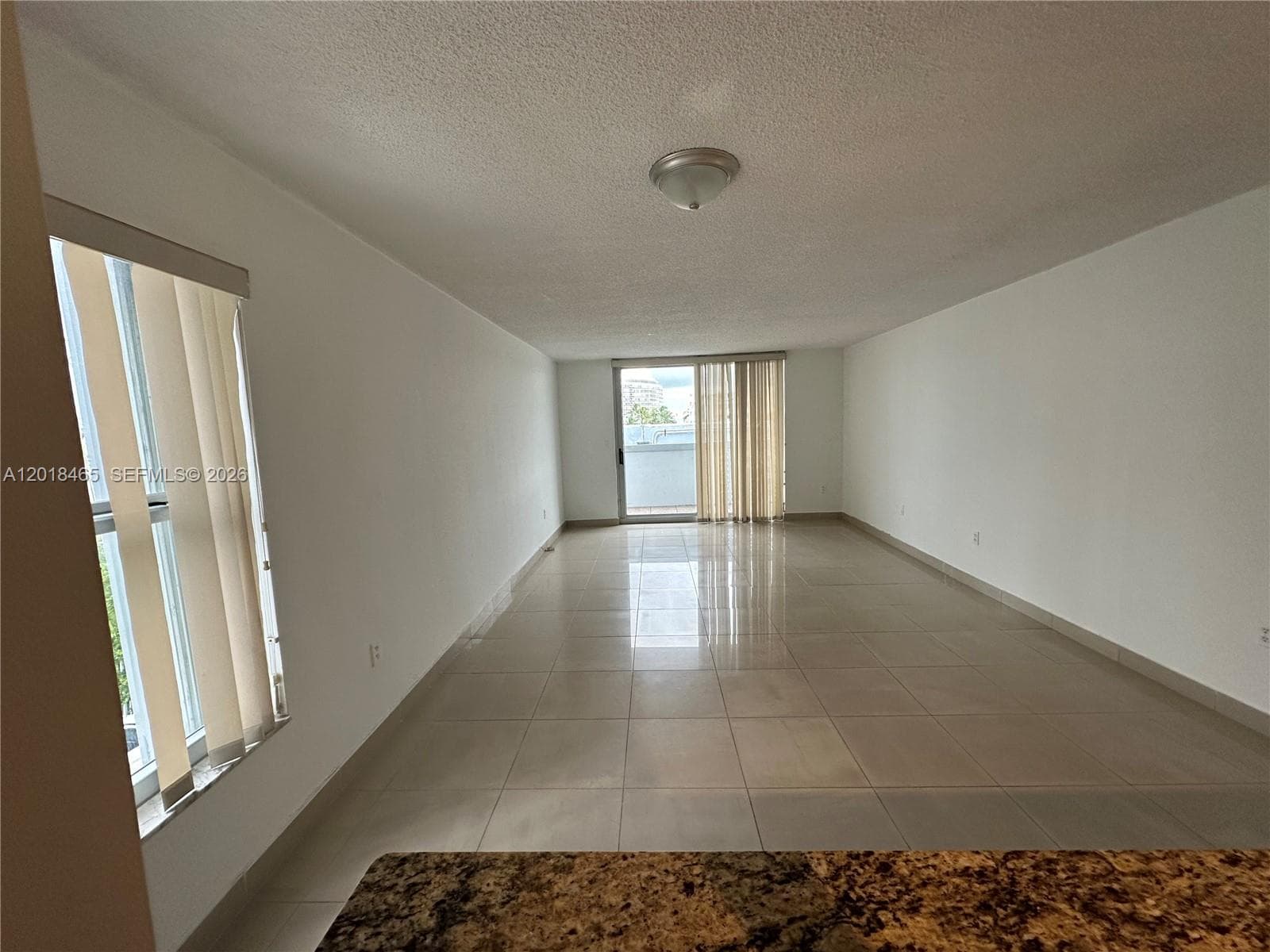 A12018465 — Miami Beach — 4