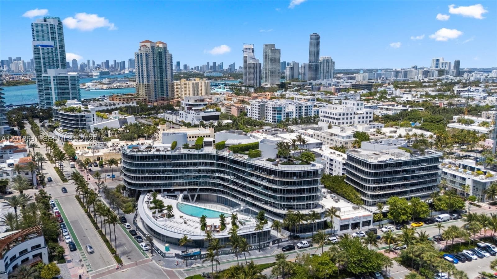 A12018631 — Miami Beach — 29