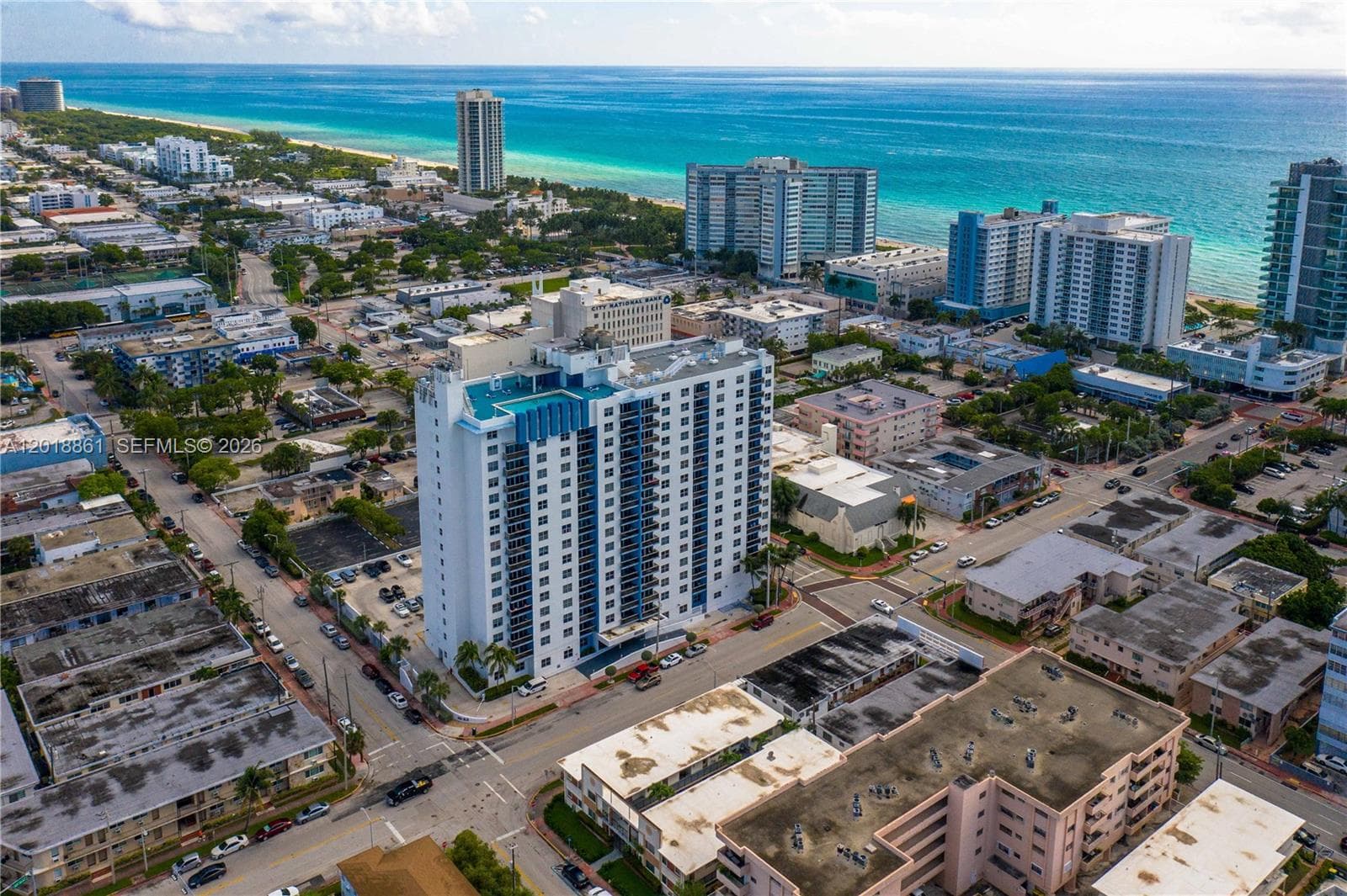 A12018861 — Miami Beach — 24