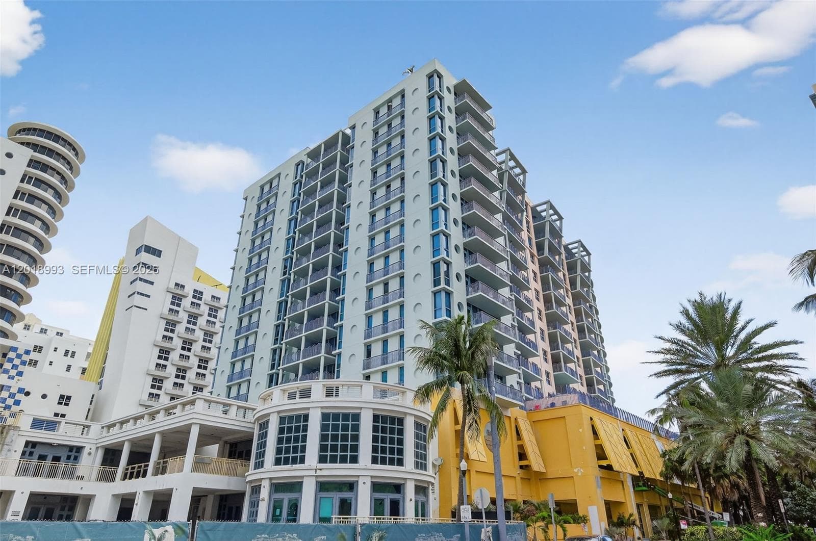 A12018993 — Miami Beach — 23