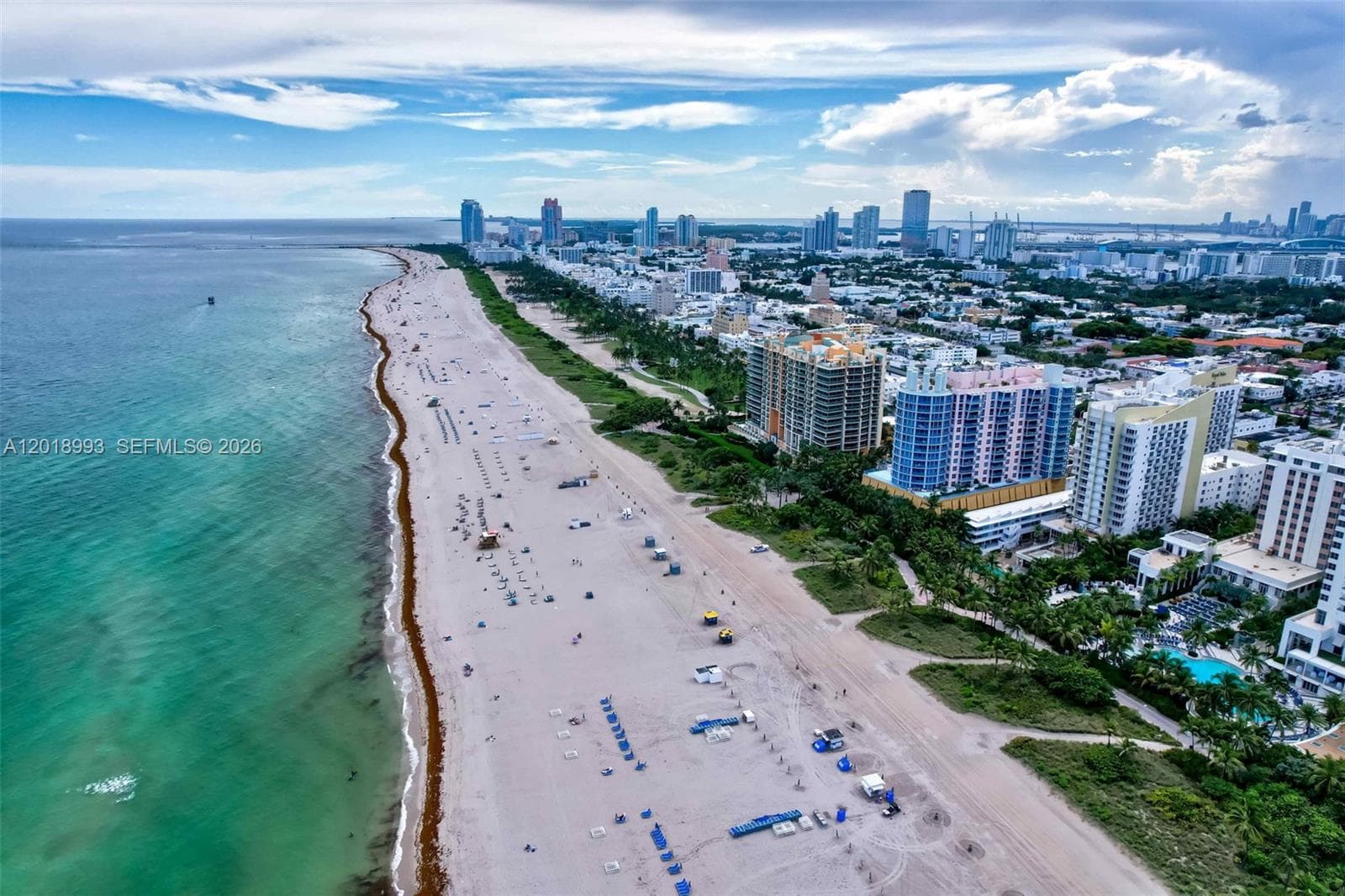 A12018993 — Miami Beach — 27