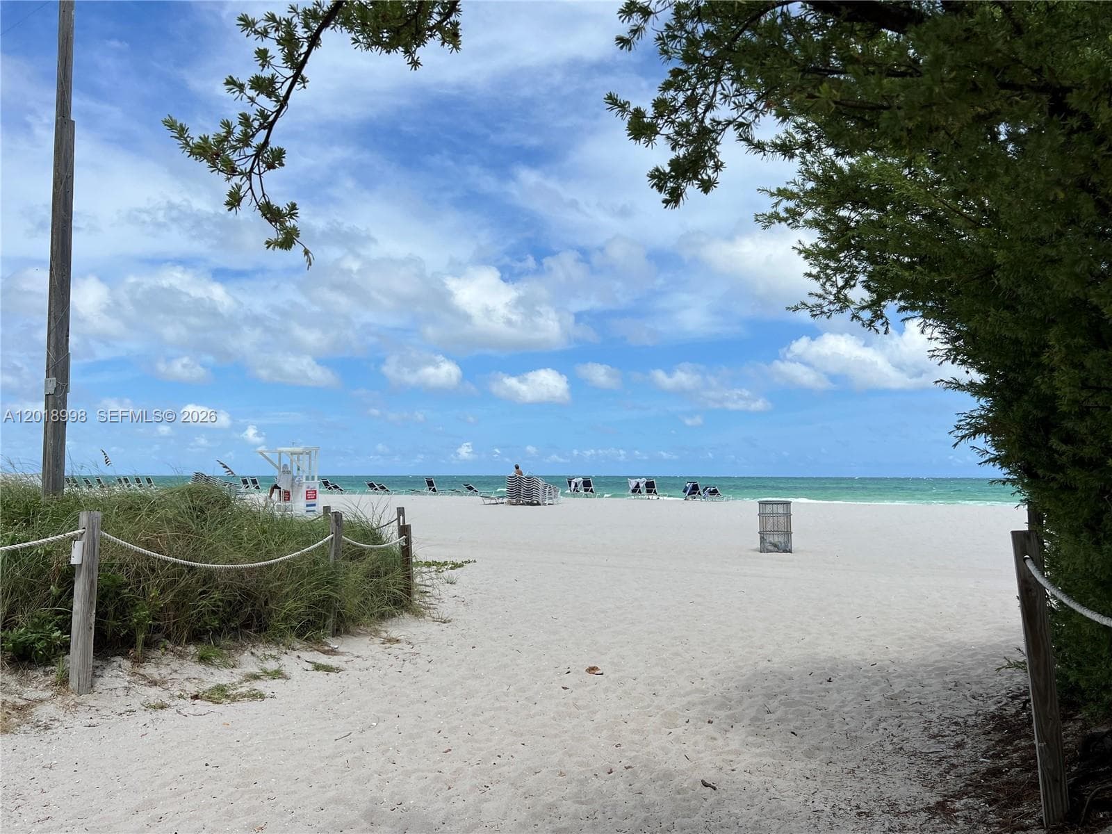 A12018998 — Miami Beach — 17