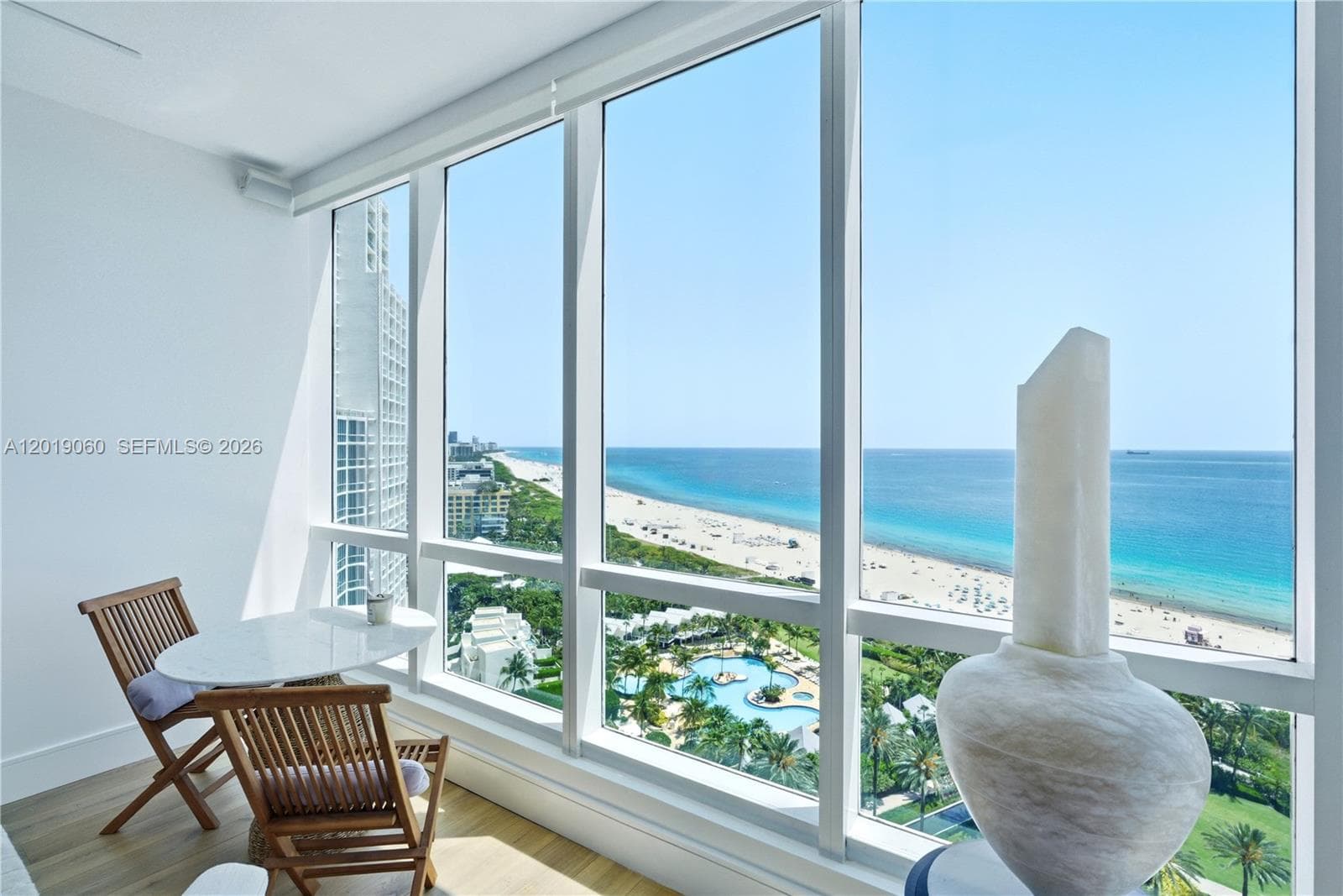 A12019060 — Miami Beach — 5