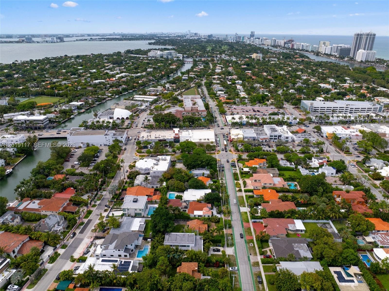 A12019117 — Miami Beach — 57
