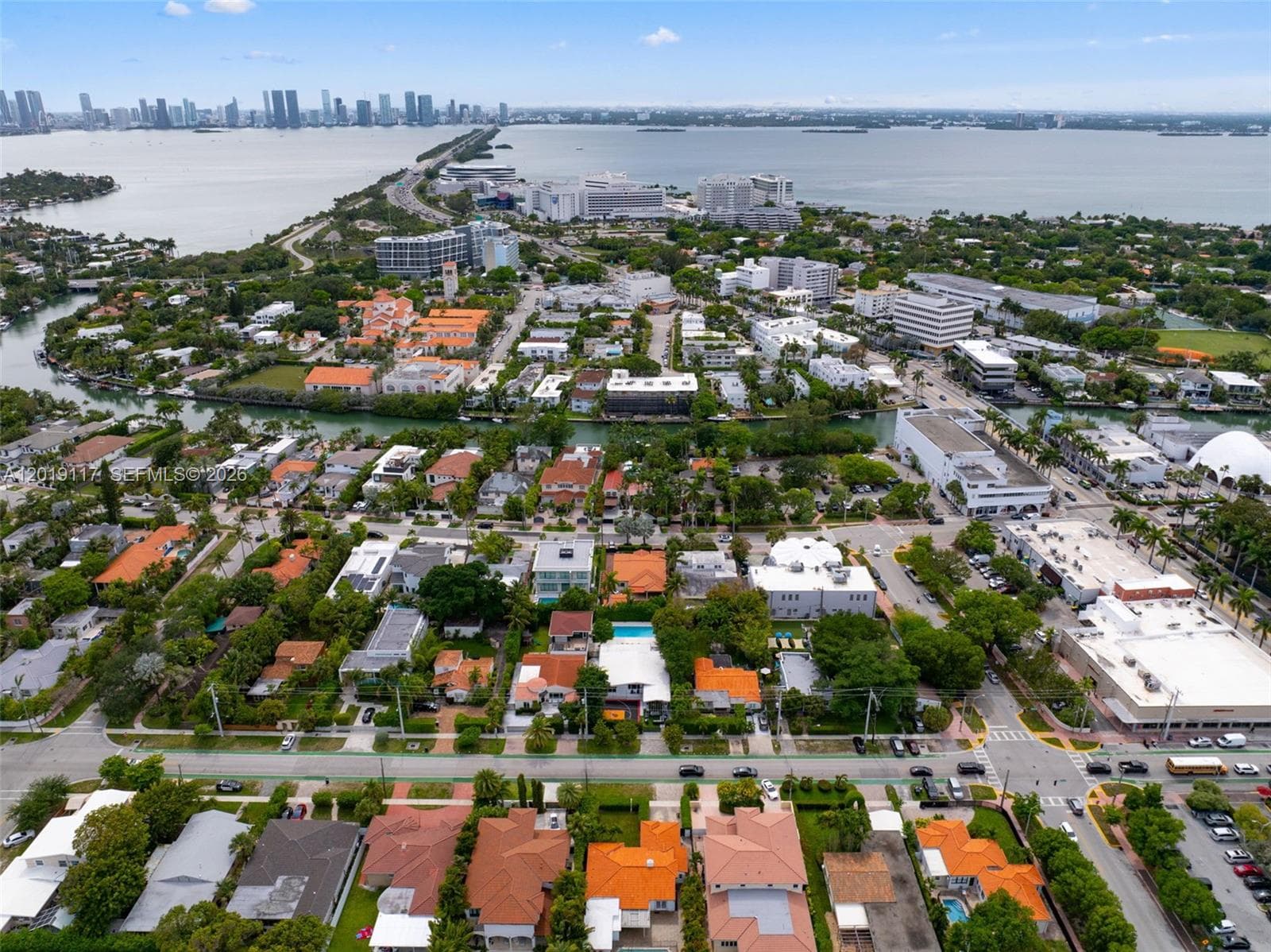 A12019117 — Miami Beach — 59