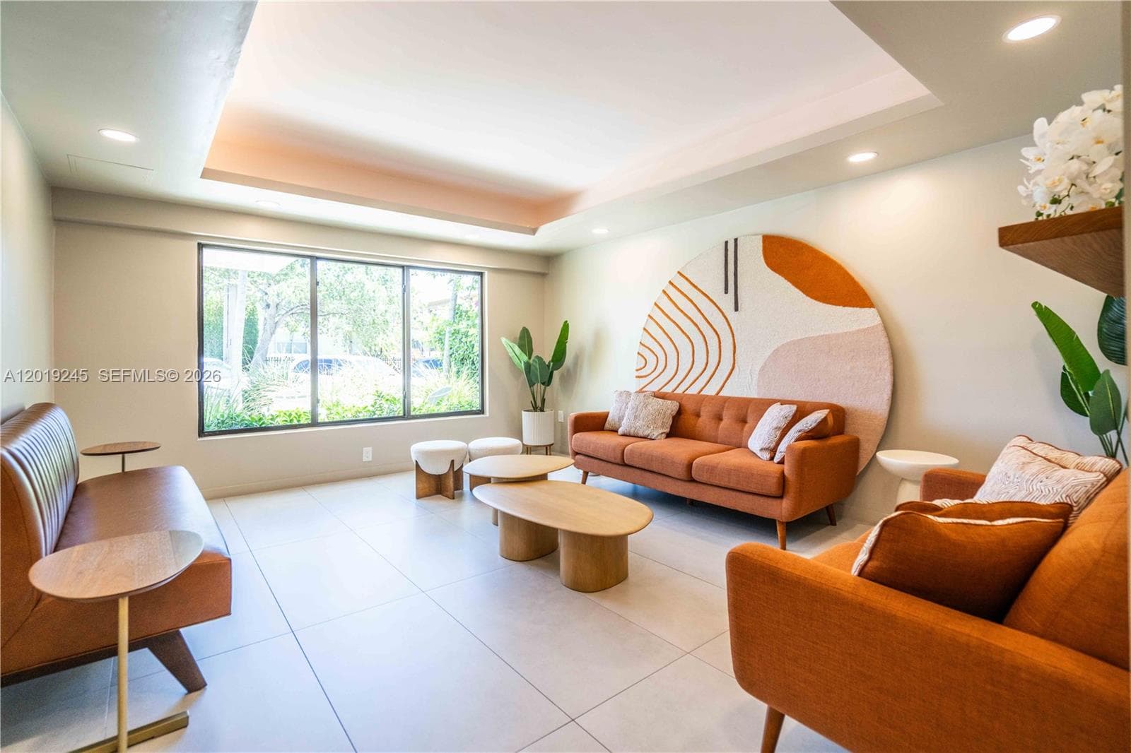 A12019245 — Miami Beach