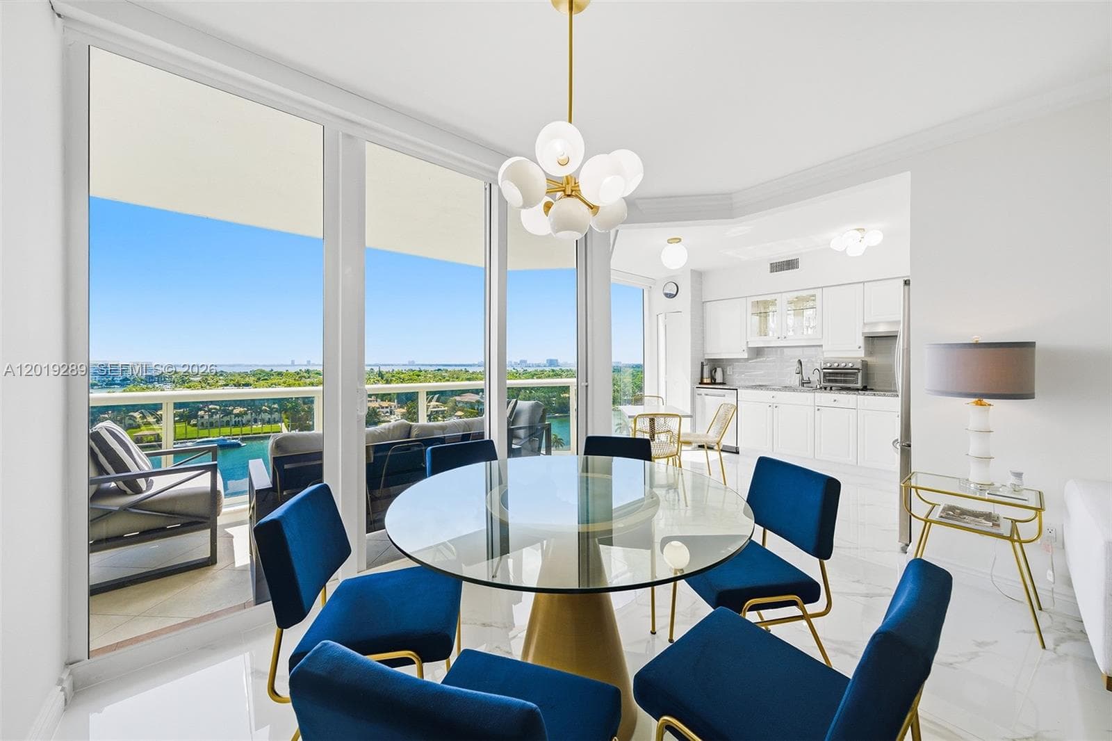 A12019289 — Miami Beach — 5