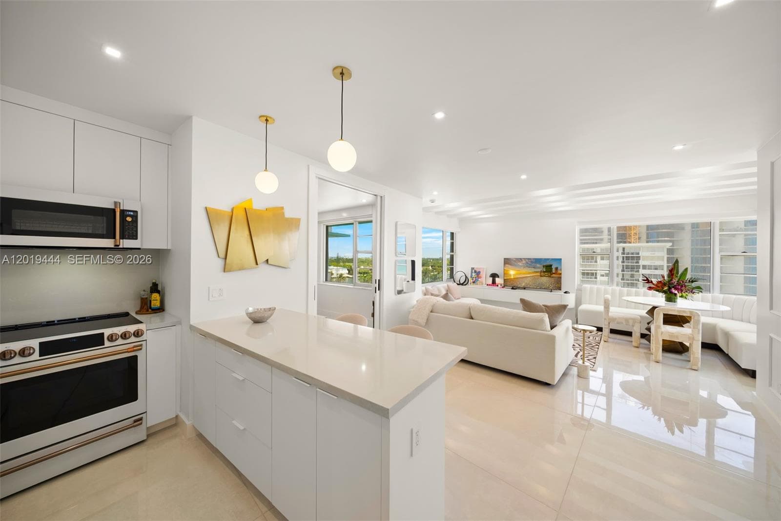 A12019444 — Miami Beach — 12