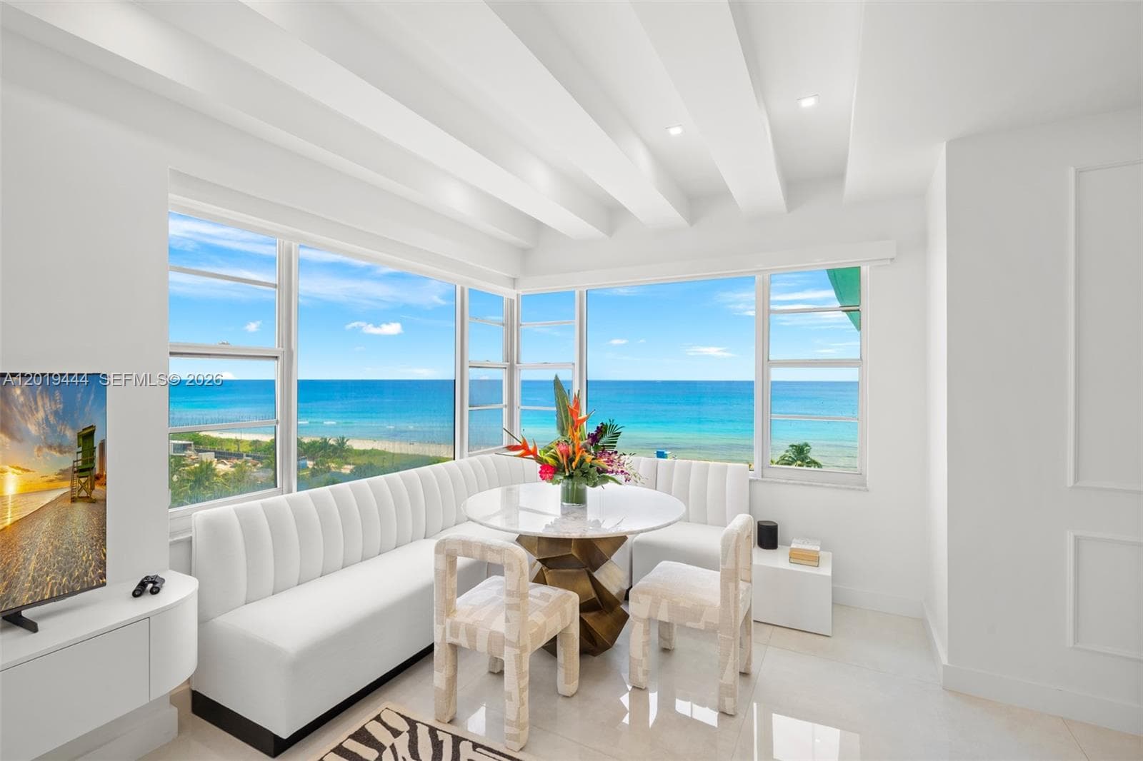 A12019444 — Miami Beach — 3