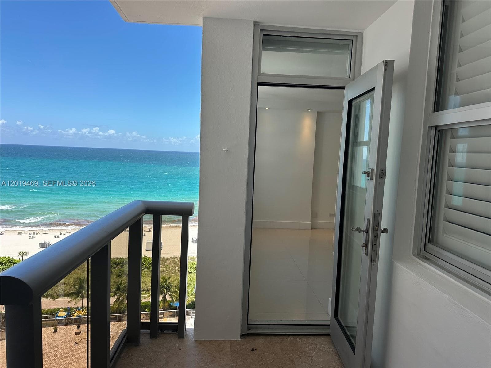 A12019469 — Miami Beach