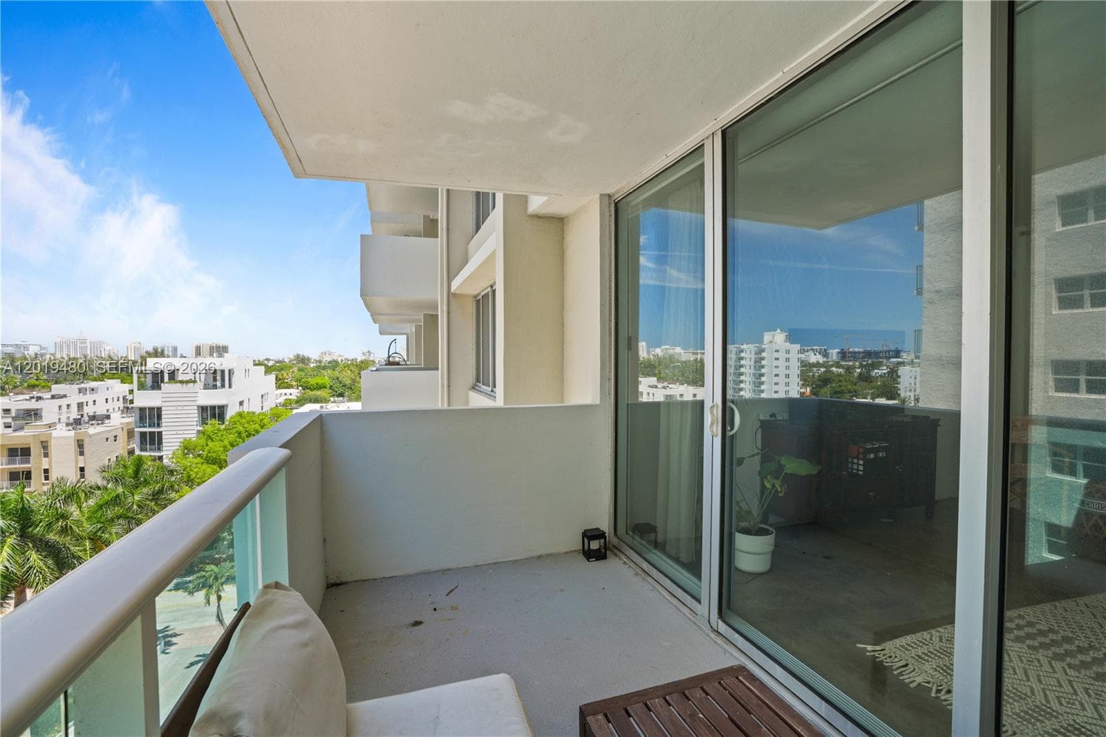 A12019480 — Miami Beach — 3