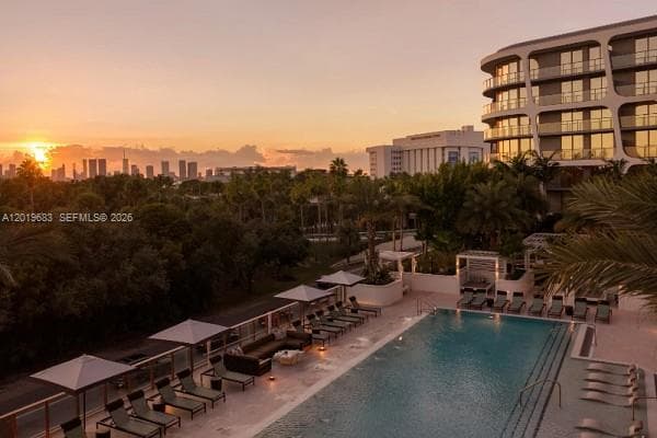 A12019683 — Miami Beach — 30