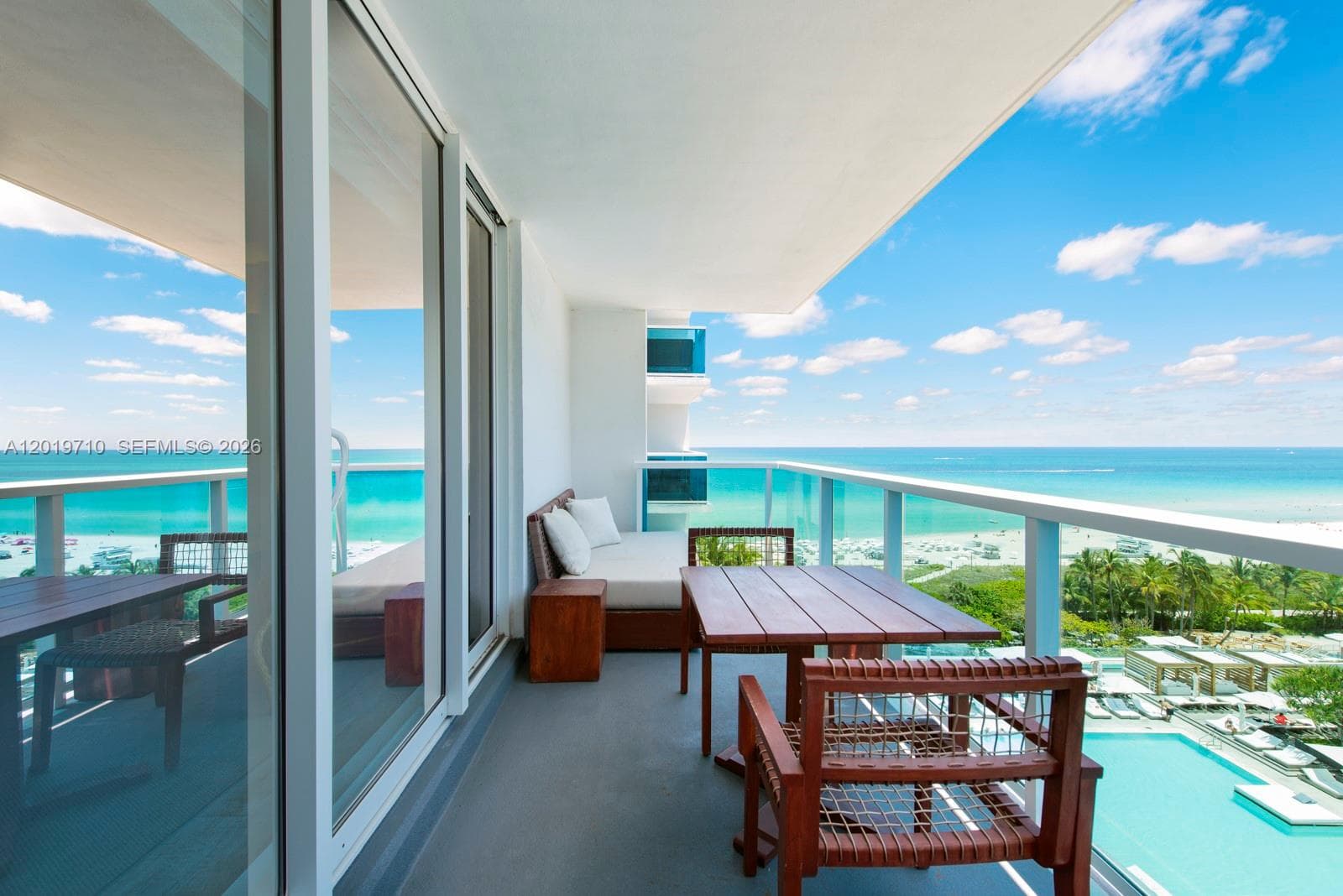 A12019710 — Miami Beach — 3
