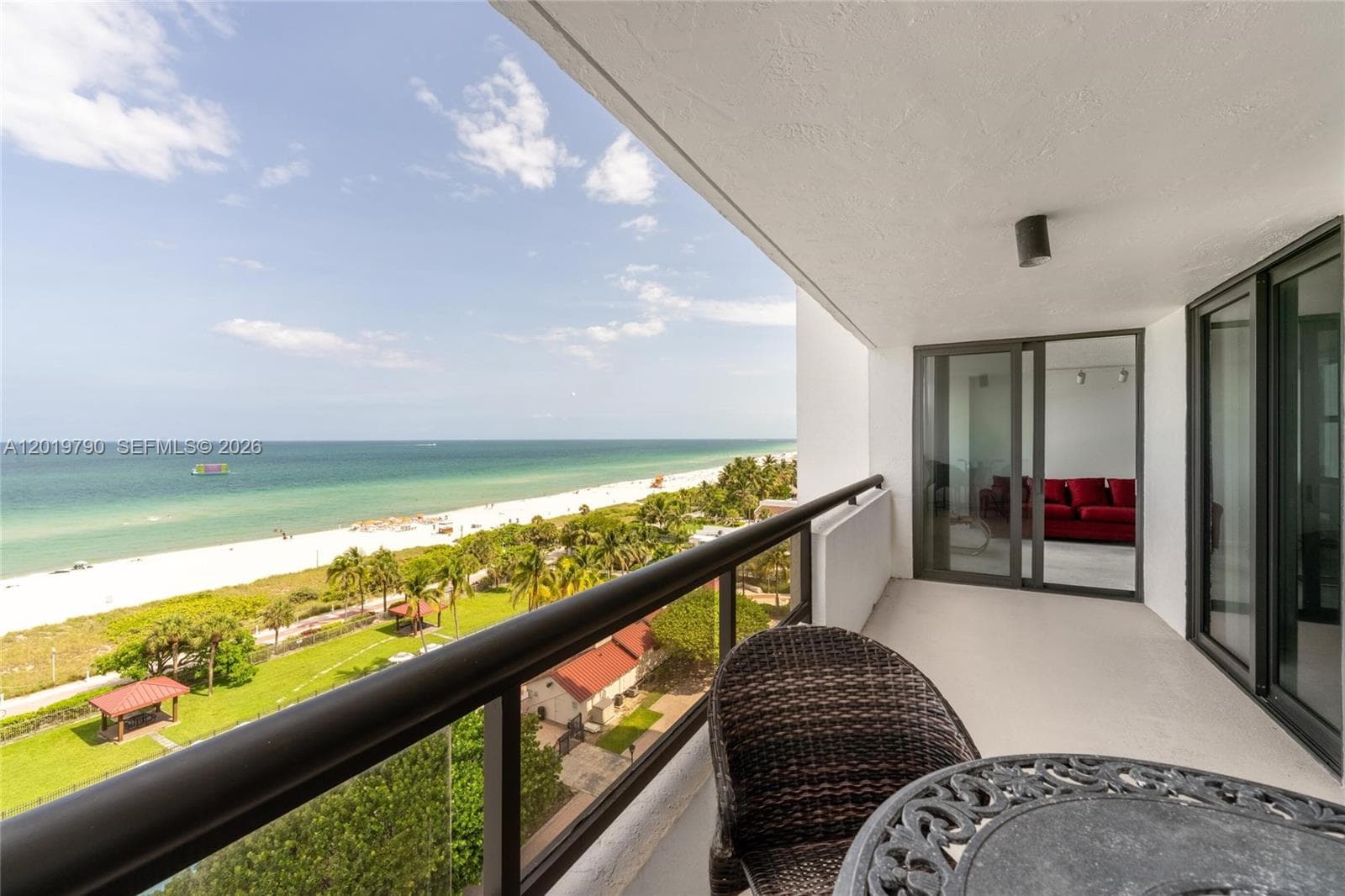 A12019790 — Miami Beach — 7