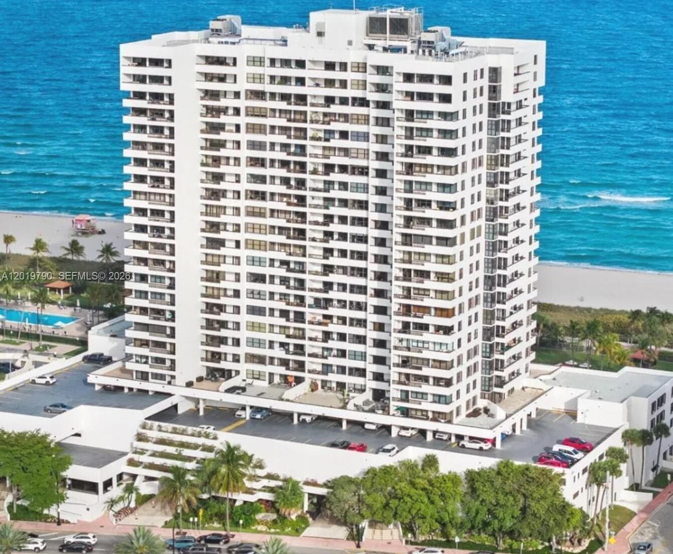 A12019790 — Miami Beach
