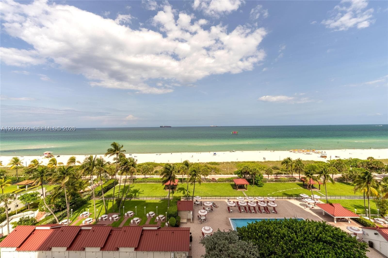 A12019790 — Miami Beach — 14