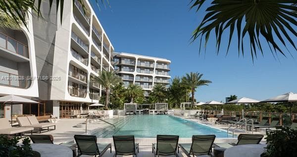 A12019828 — Miami Beach — 27