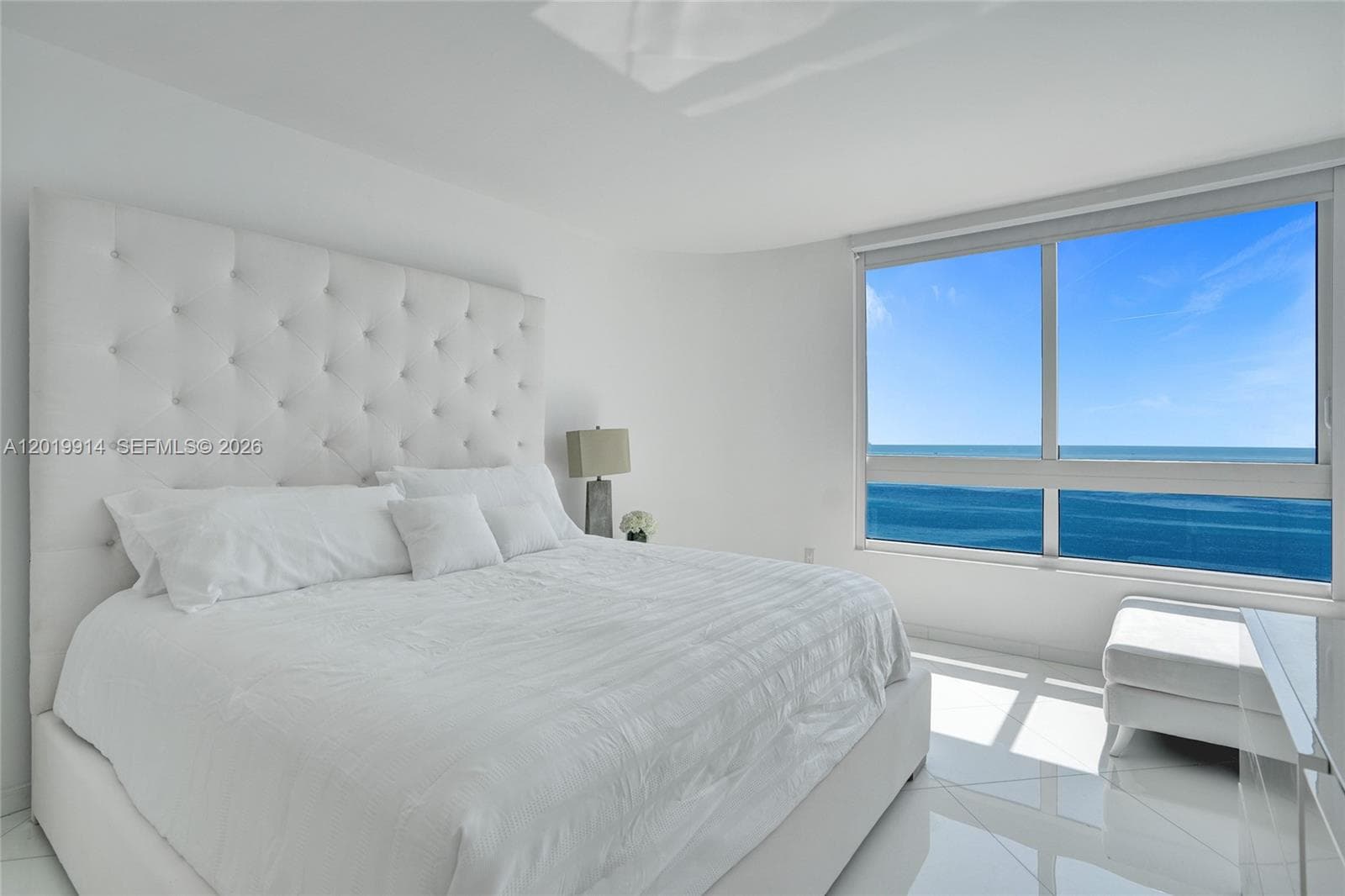 A12019914 — Miami Beach — 11