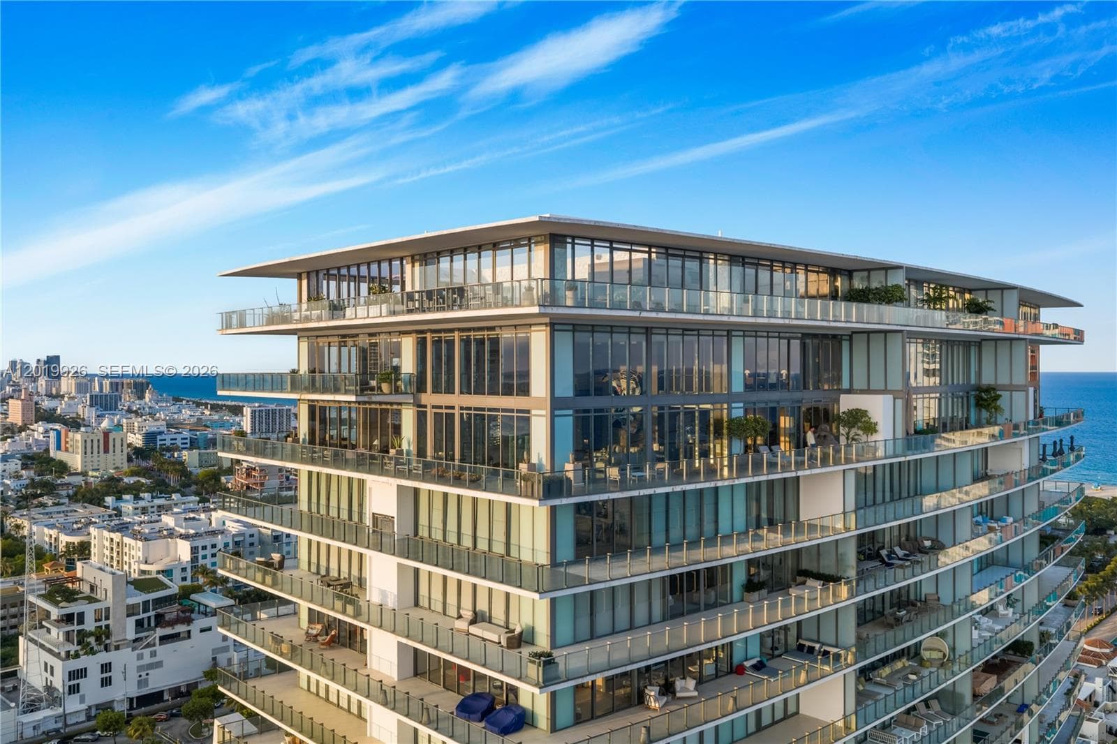 A12019926 — Miami Beach — 73