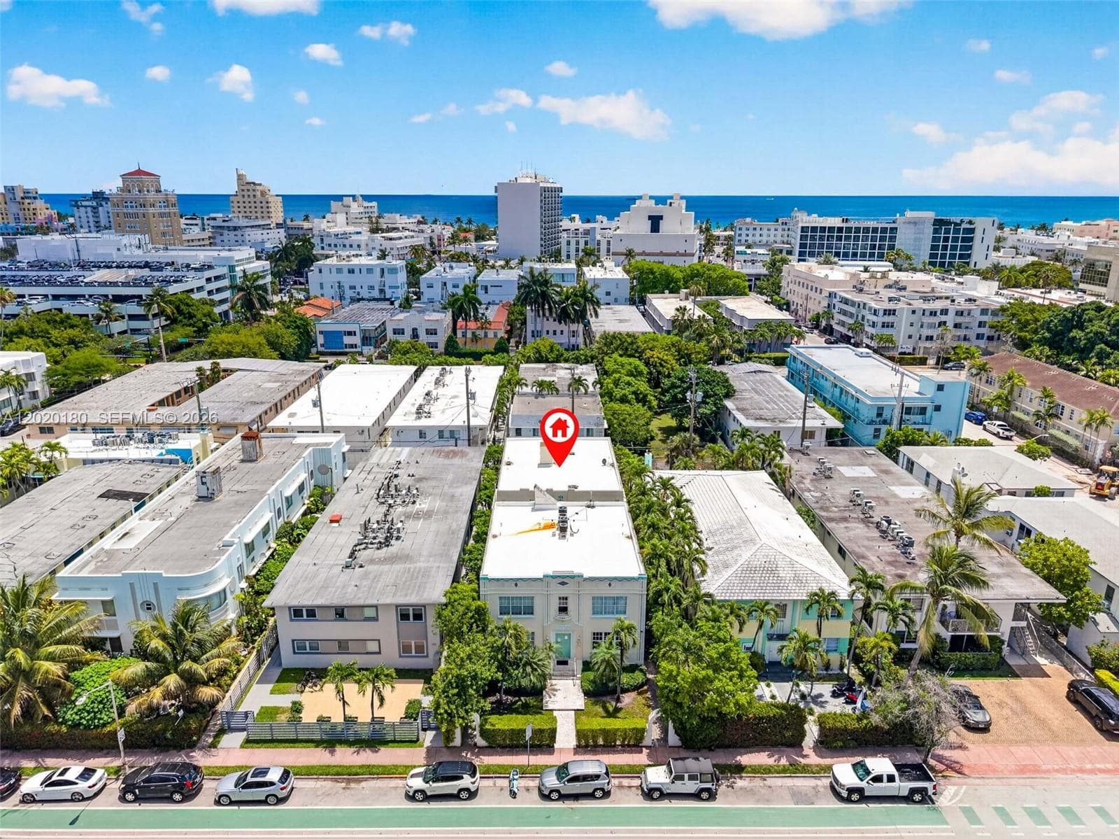 A12020180 — Miami Beach — 17