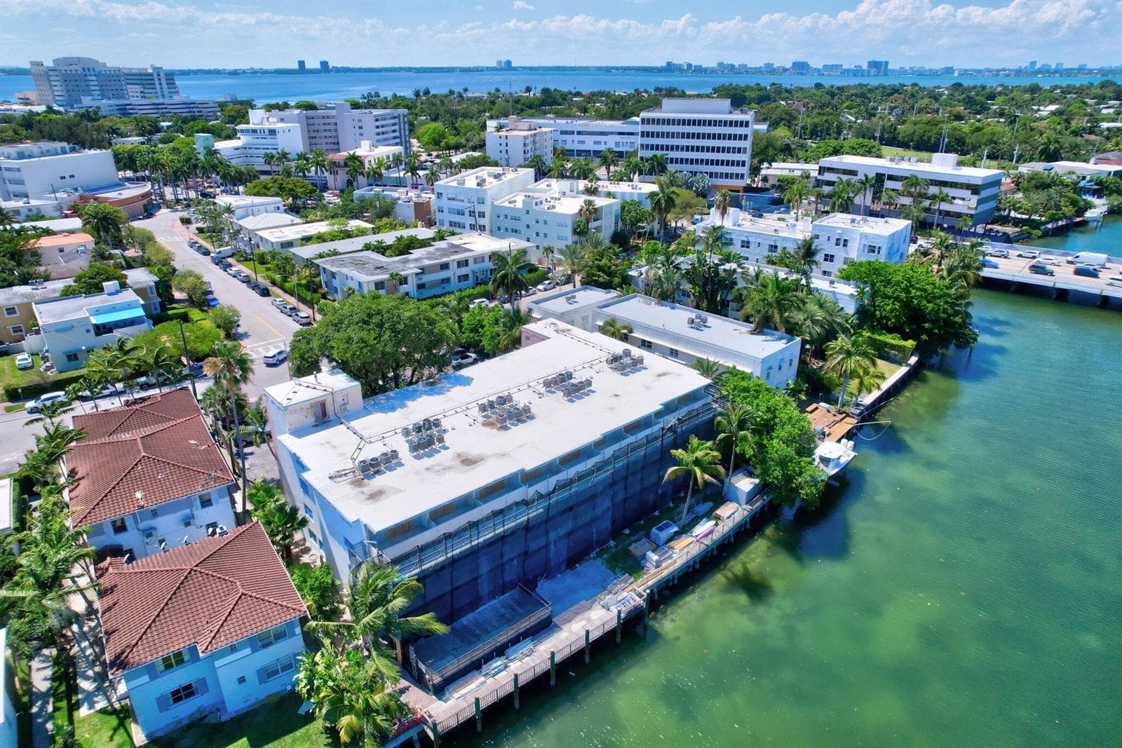 B26029293 — Miami Beach