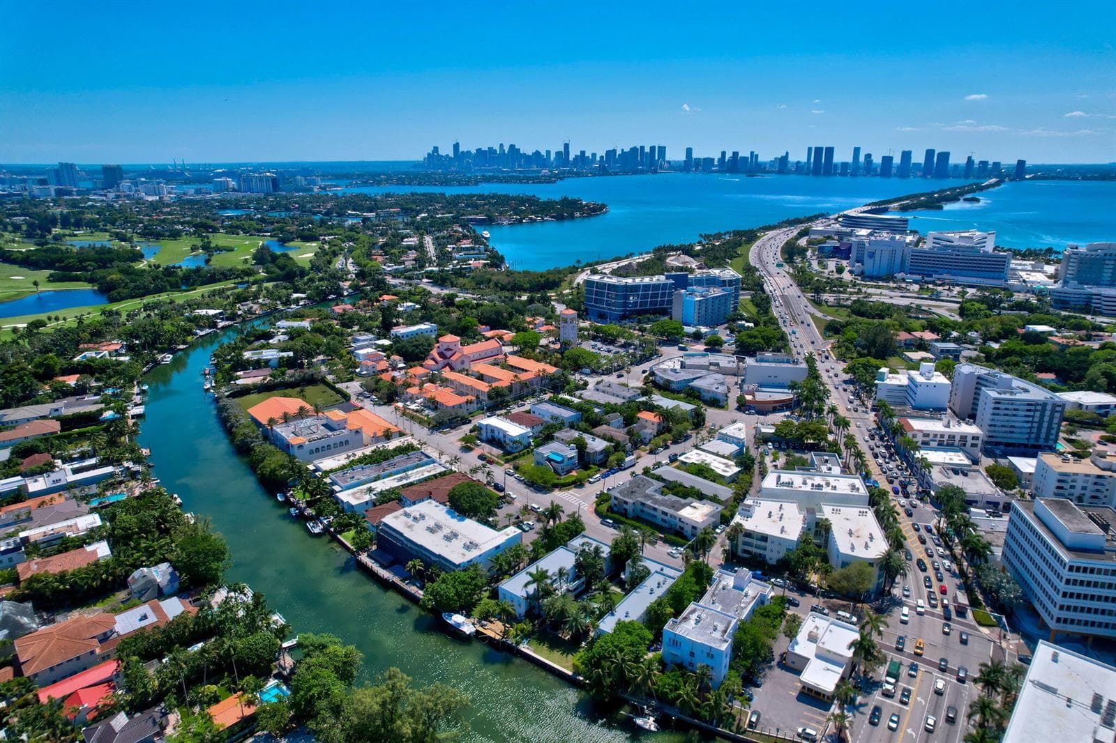B26029293 — Miami Beach — 31