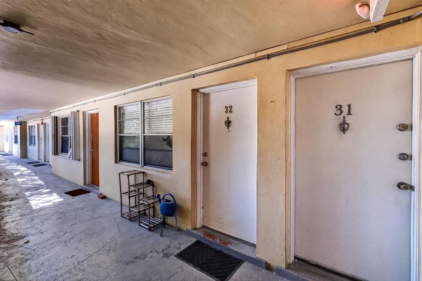 B26029293 — Miami Beach — 8