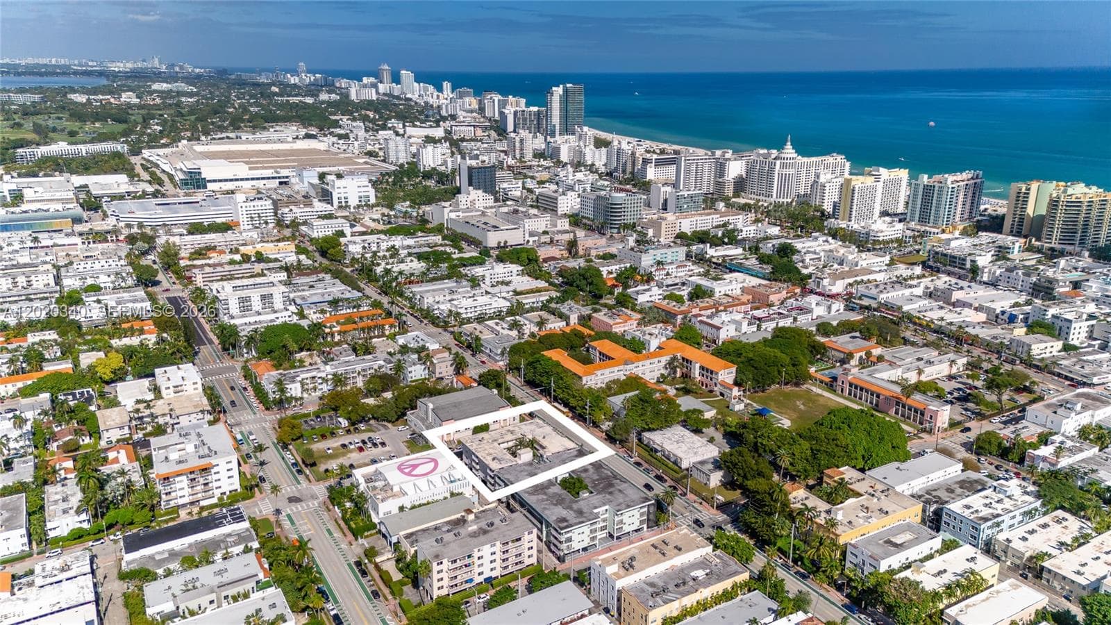 A12020340 — Miami Beach — 45