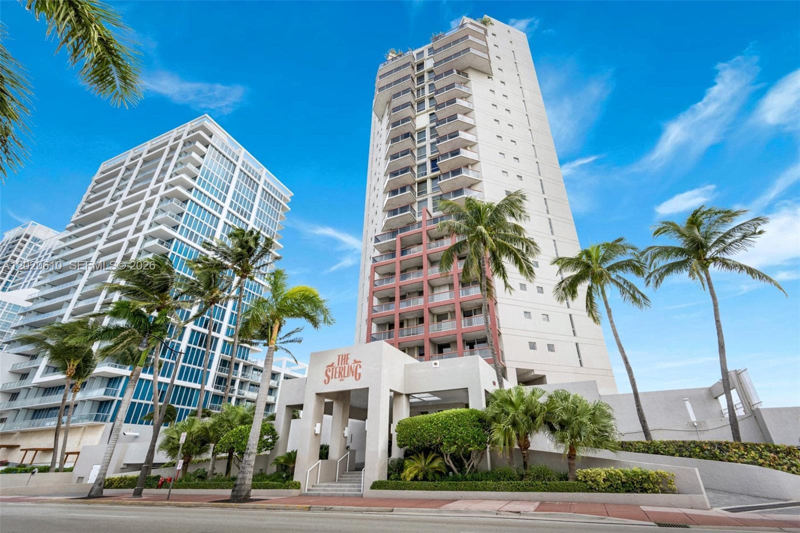 A12020610 — Miami Beach — 2