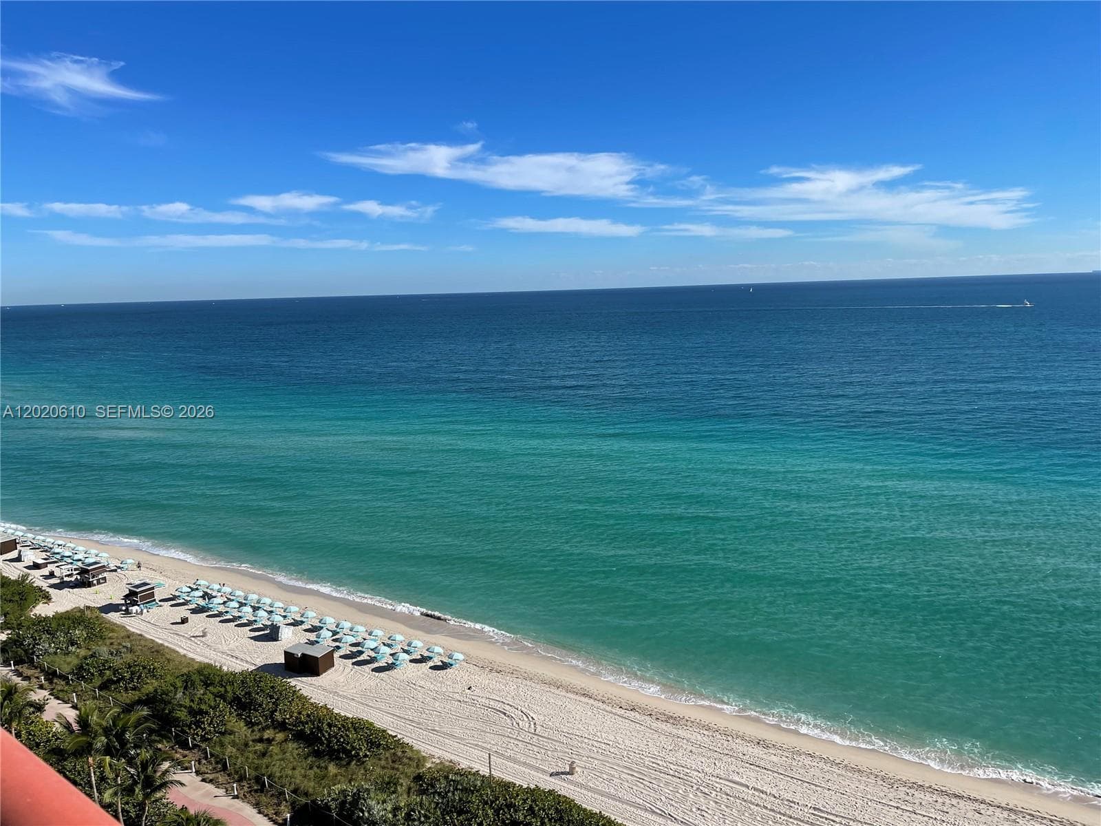 A12020610 — Miami Beach — 4