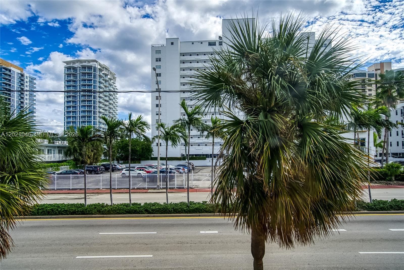 A12021046 — Miami Beach — 34