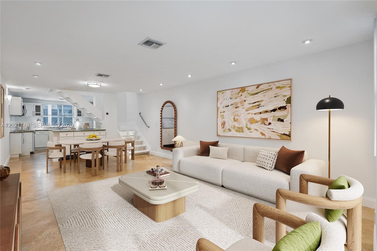 A12021148 — Miami Beach — 6