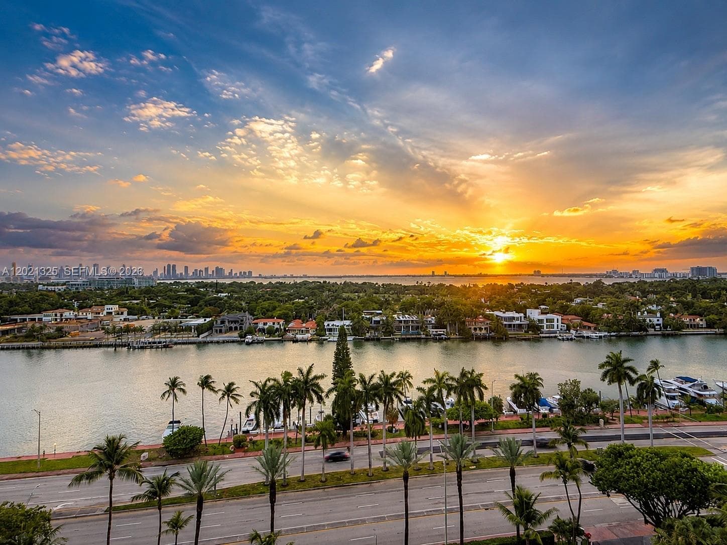 A12021325 — Miami Beach