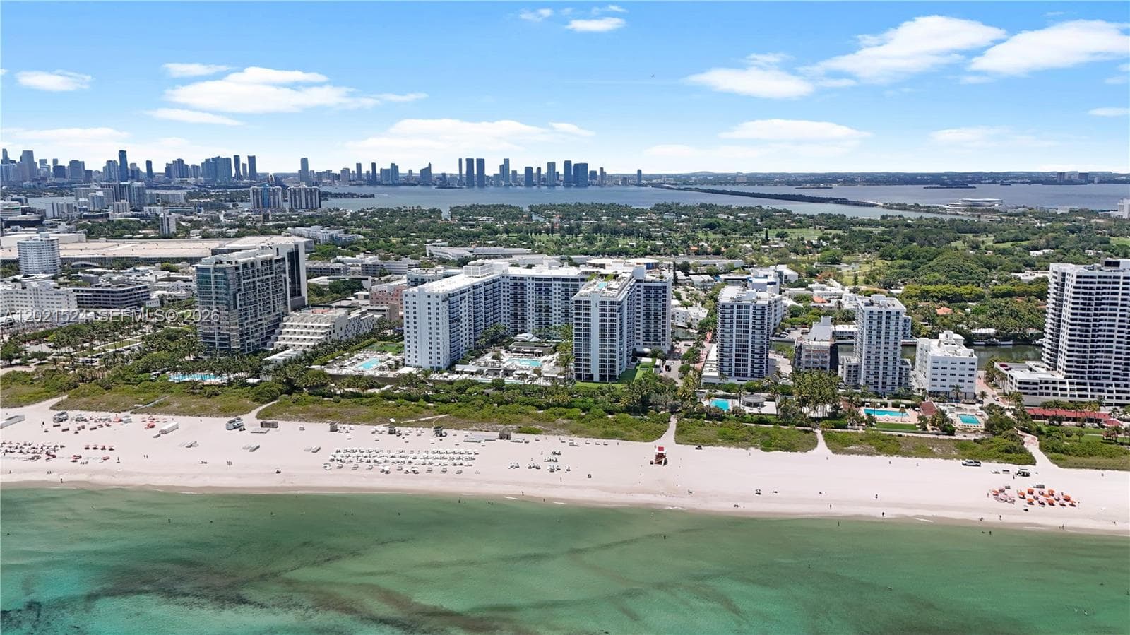 A12021524 — Miami Beach — 49