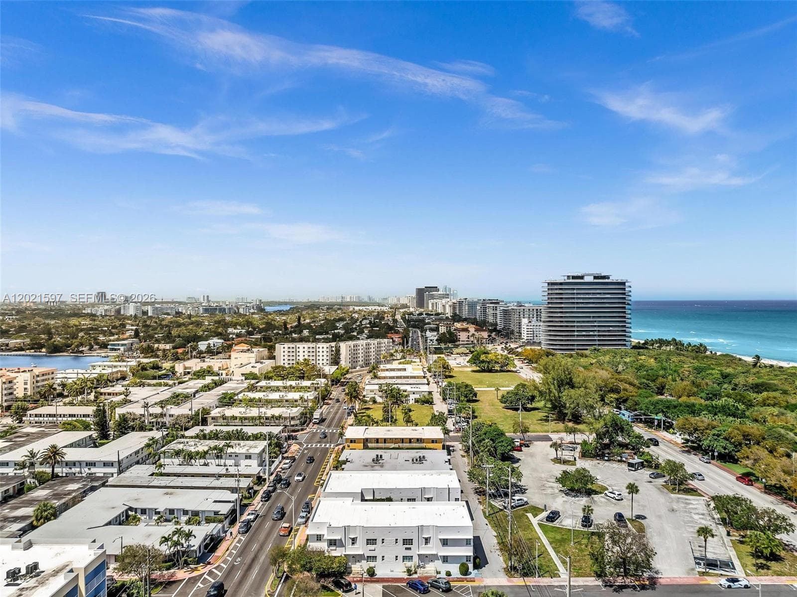 A12021597 — Miami Beach — 13