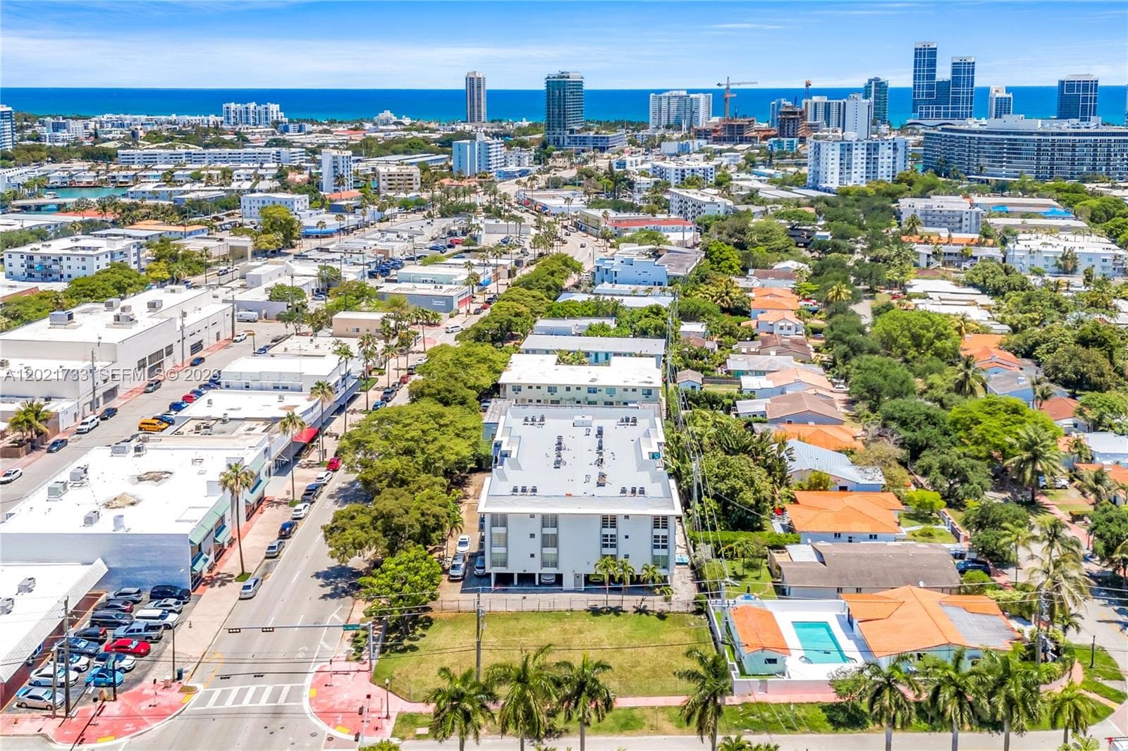 A12021733 — Miami Beach — 5