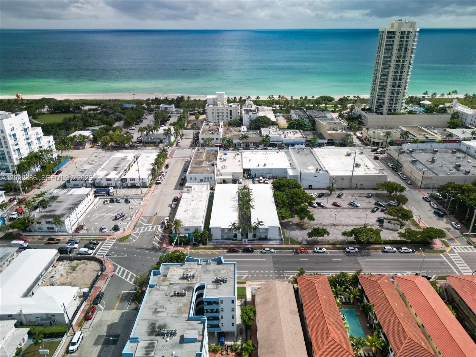 A12022386 — Miami Beach — 10