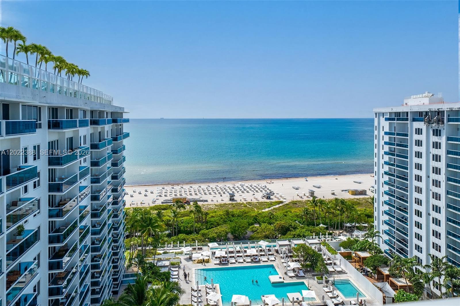 A12022388 — Miami Beach — 53
