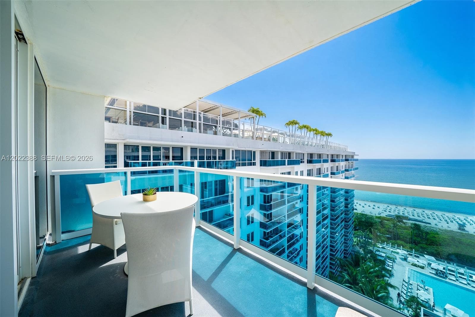 A12022388 — Miami Beach — 18