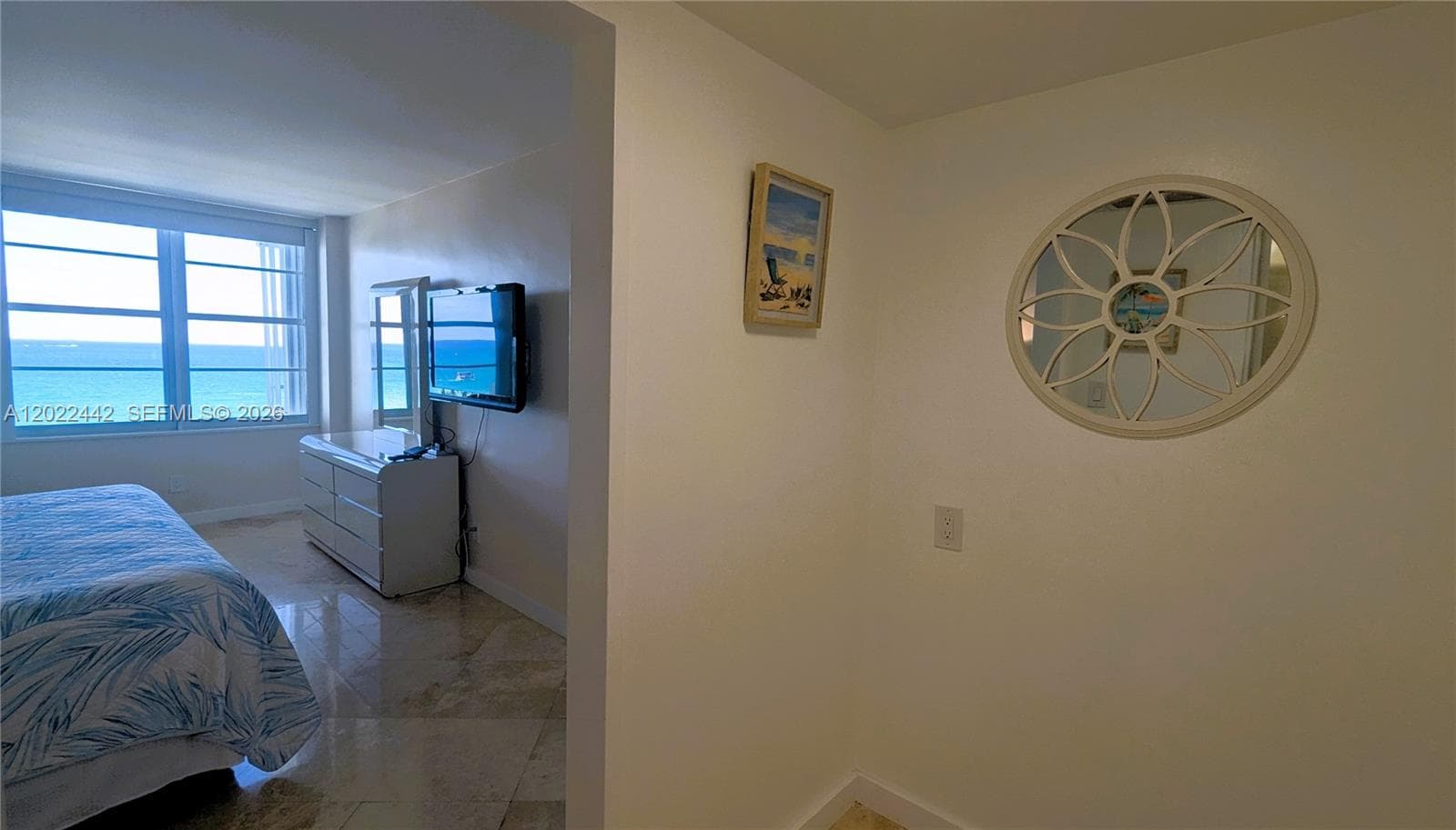 A12022442 — Miami Beach — 21